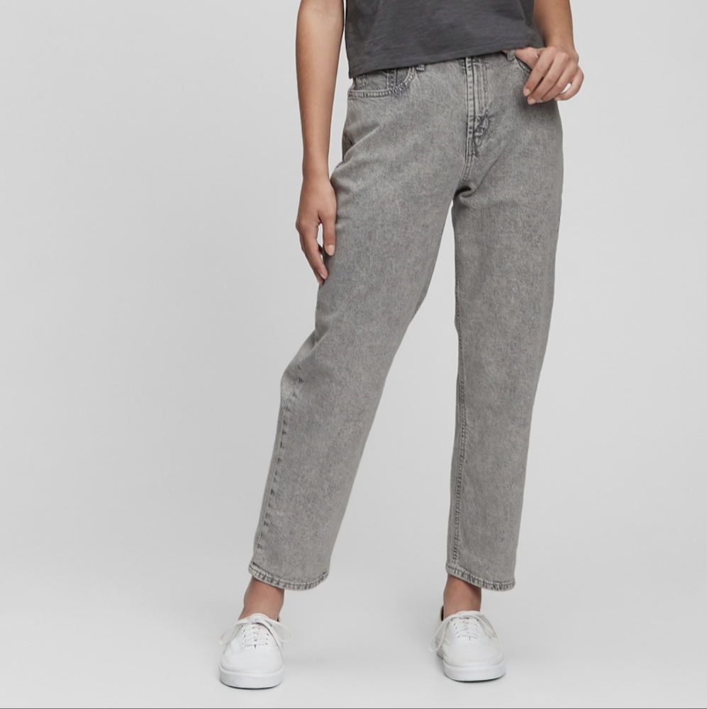 BNWT, GAP TEEN Mom jeans Size 8